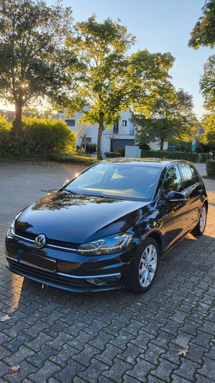 Image of Volkswagen Golf