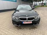BMW 330 i Sport Line - BMW 330 in Bremen