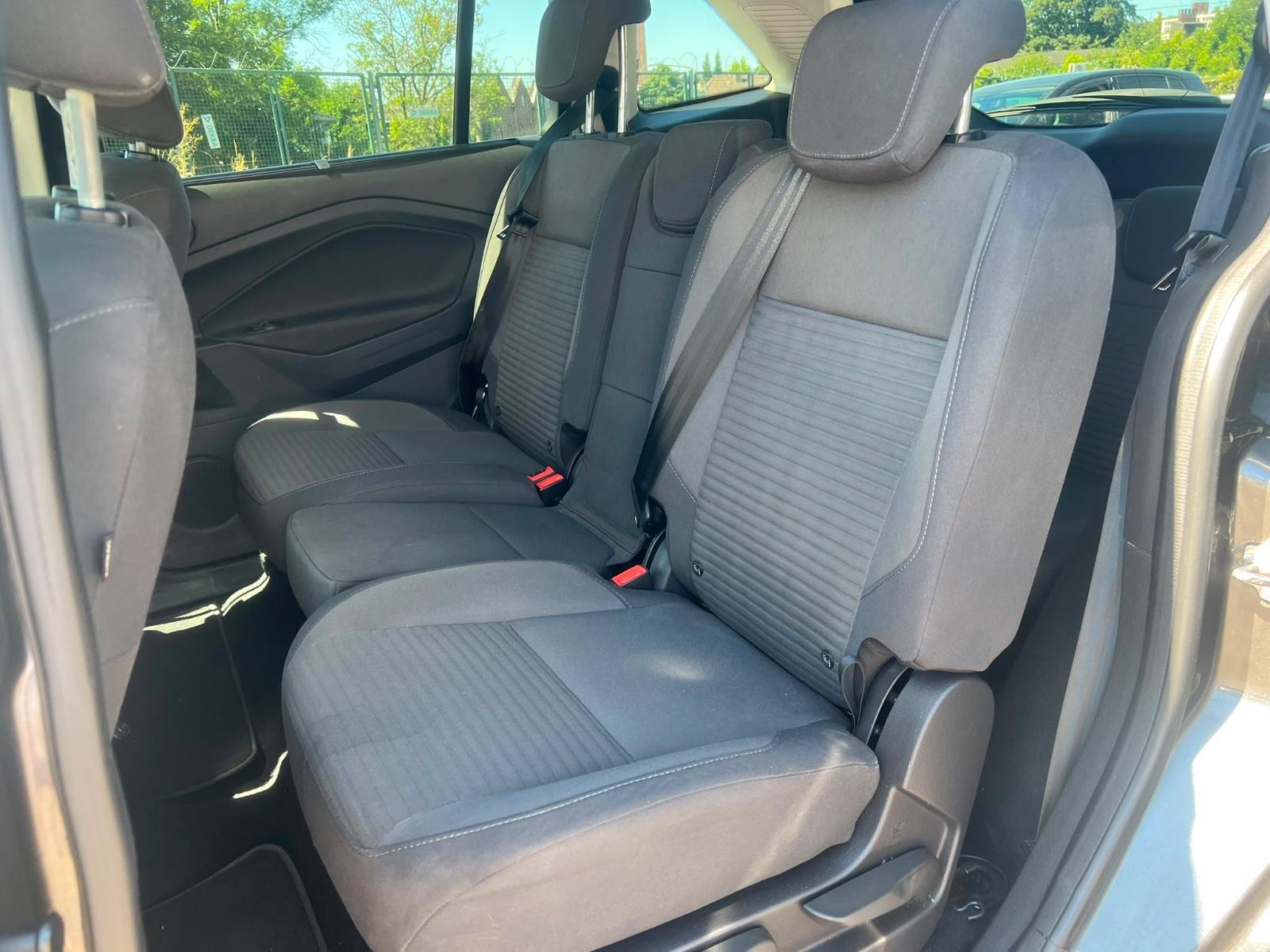 Ford Grand C-MAX 2015 — photo 5