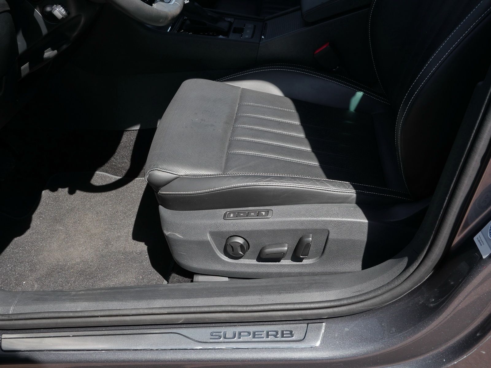Skoda Superb - Bild 19