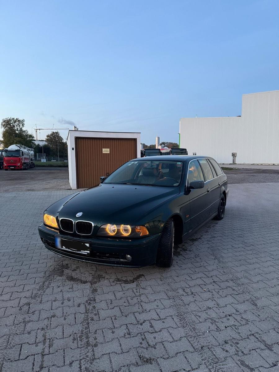 BMW 520