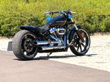Harley-Davidson BREAKOUT FXBRS 114 CUSTOM - JEKILL & HYDE  260er - Harley-Davidson Breakout FXBR