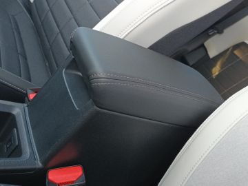 Citroën C3 Hybrid Max 110 Navi°LED°CarPlay°AAC°RFK°DAB°