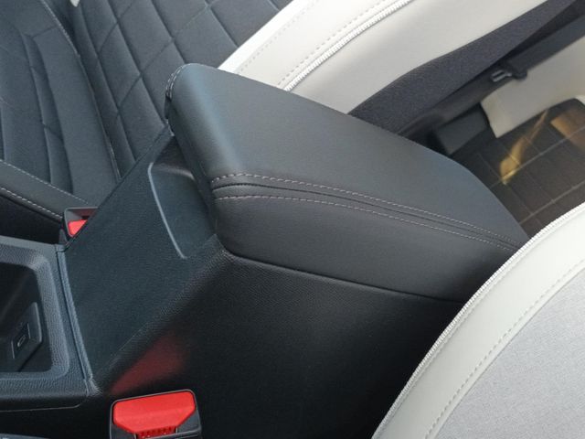 Citroën C3 Hybrid Max 110 Navi°LED°CarPlay°AAC°RFK°DAB°