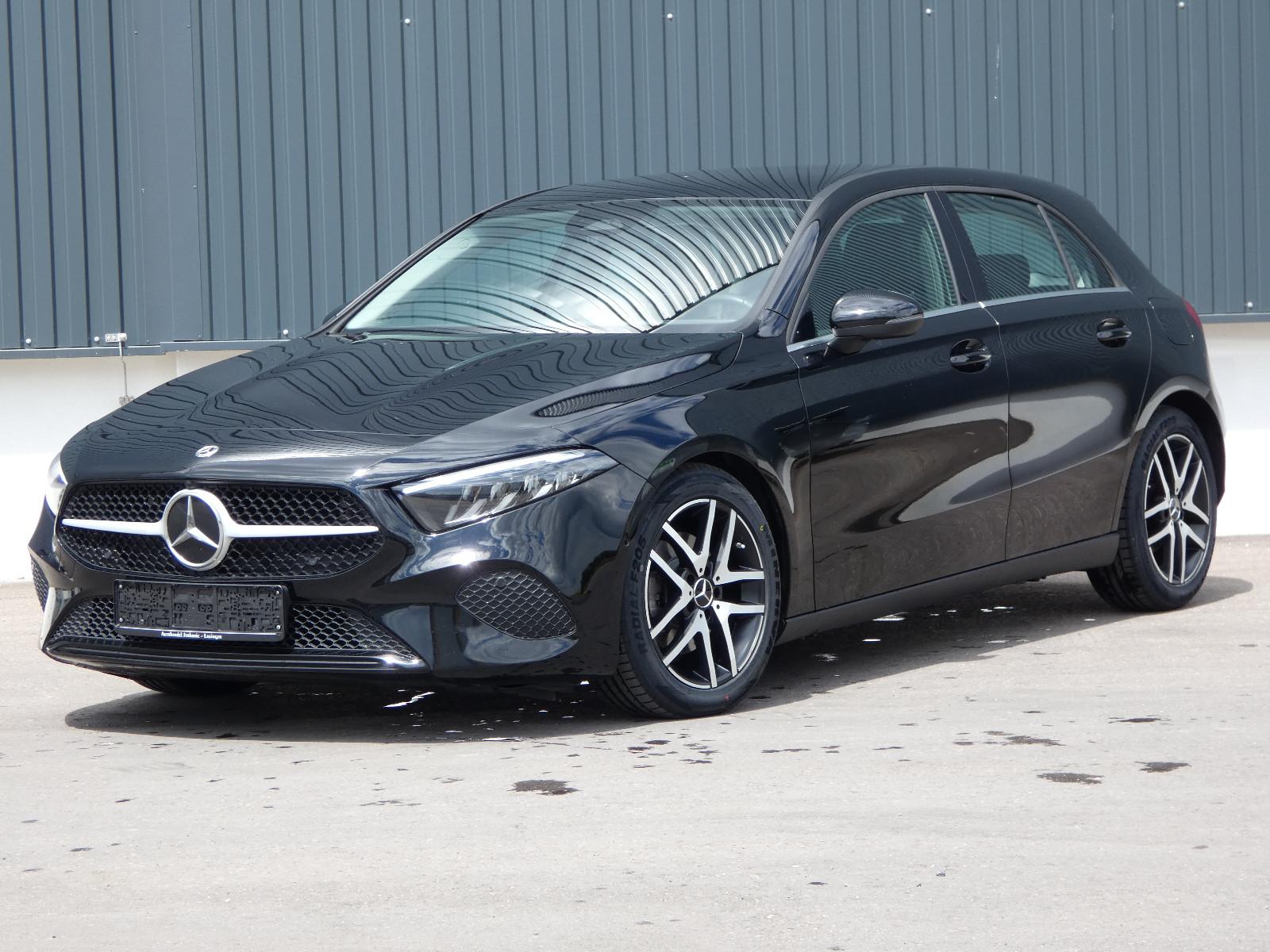 Mercedes-Benz A 180 d DCT LED Navi Teilleder SHZ Kamera 1-Hand