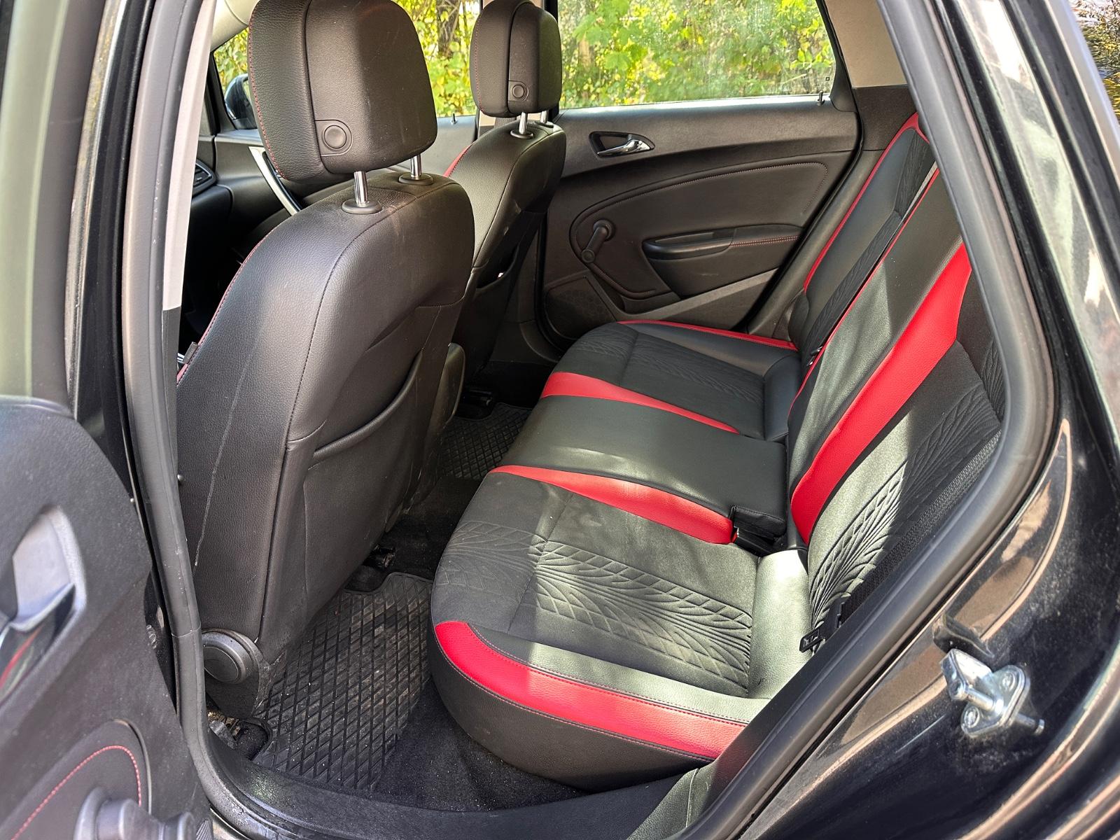 Opel Astra 2013 — photo 8
