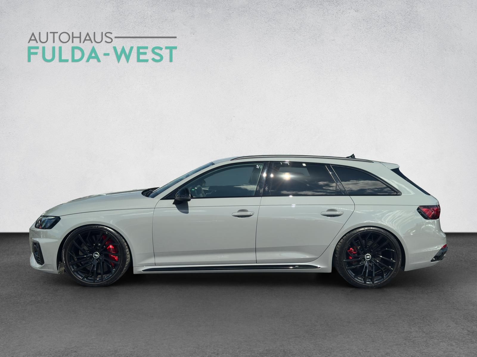 Audi RS4 Avant 2.9TFSI MTM Matrix Keramik RS-AGA AHK foto 3