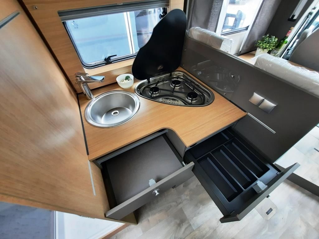Fahrzeugabbildung LMC Tourer Lift H 730 G Roadfans Edition Verfüg./Spa