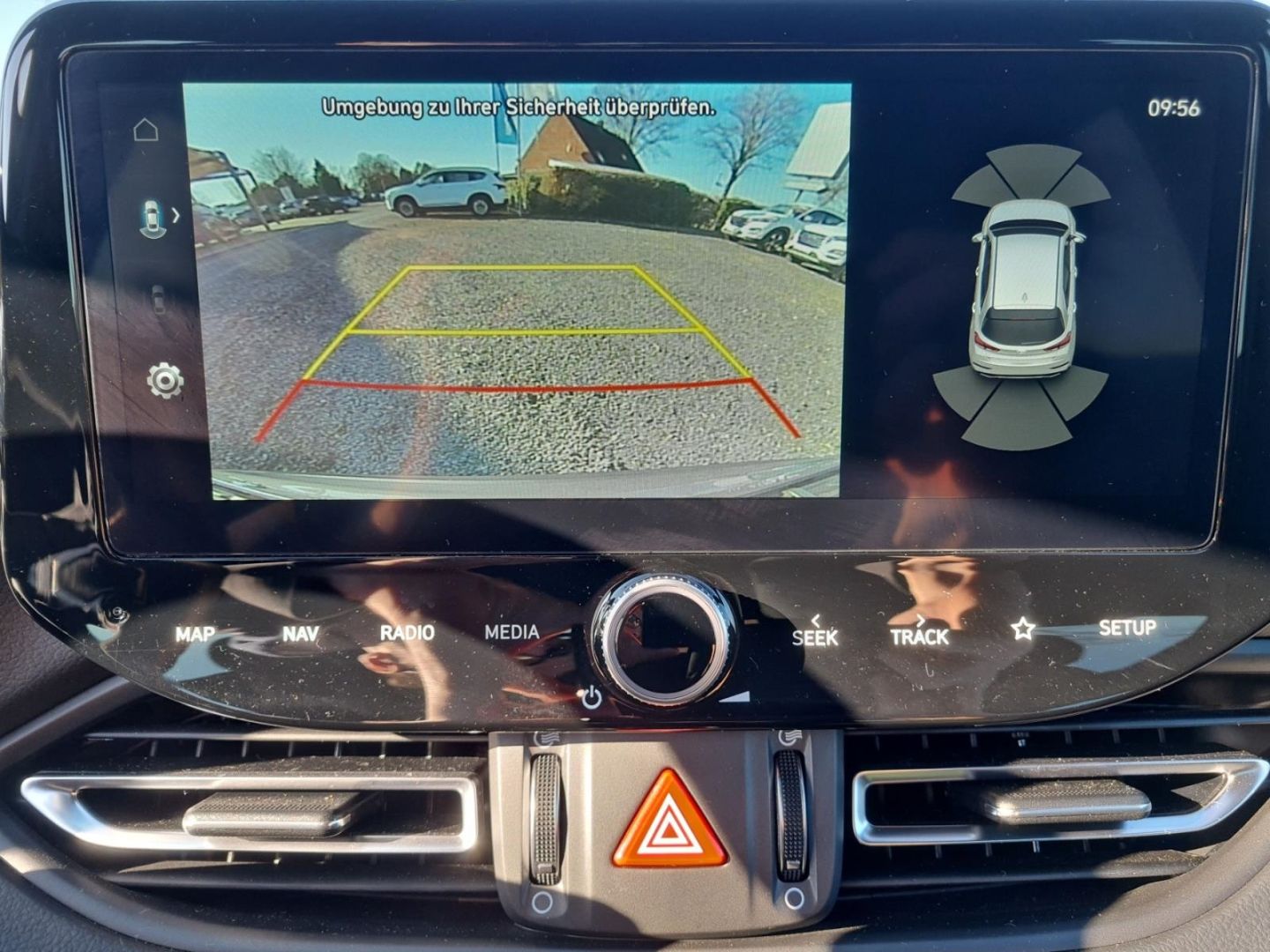 Fahrzeugabbildung Hyundai i30 ADVANTAGE 1.0 AUT. PLUS-P+ALLWETTER+TEMPOMAT