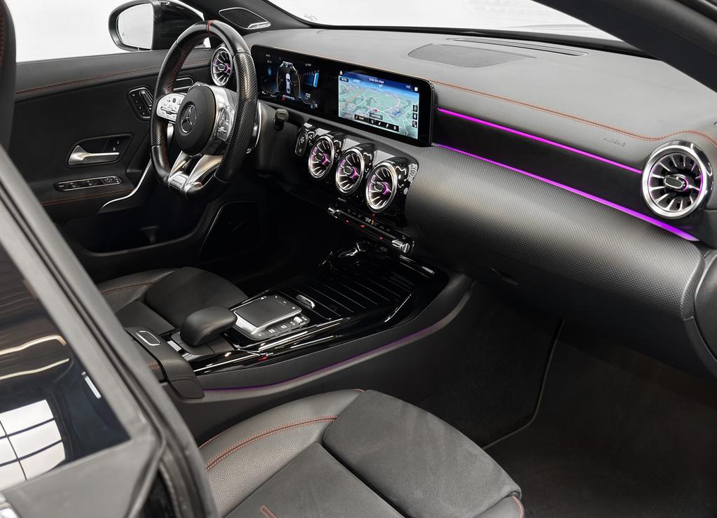 Mercedes-Benz CLA 35 AMG