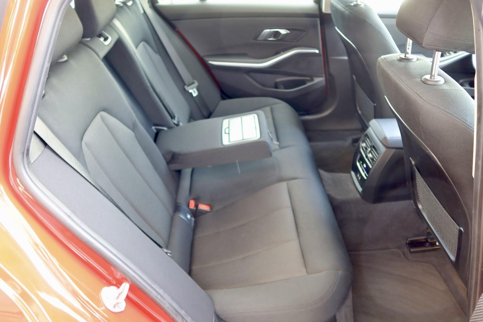 BMW 318d Touring Aut | Standheizung | Kamera | 1.Han