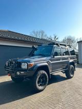 Toyota Land Cruiser GRJ76 - gebrauchte Toyota Land Cruiser aus dem Jahr 2021