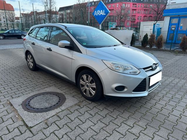 Ford Focus 1.6 Turnier Ambiente TÜV 01.26 Klima