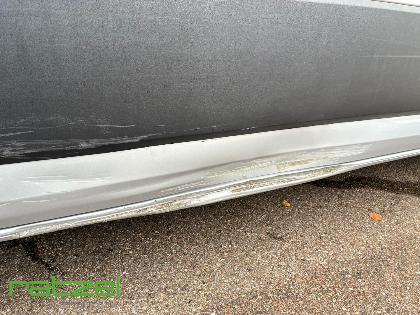 Fahrzeugabbildung Volkswagen Crafter lang Hochdach FWD Kasten 35 Apple CarPla