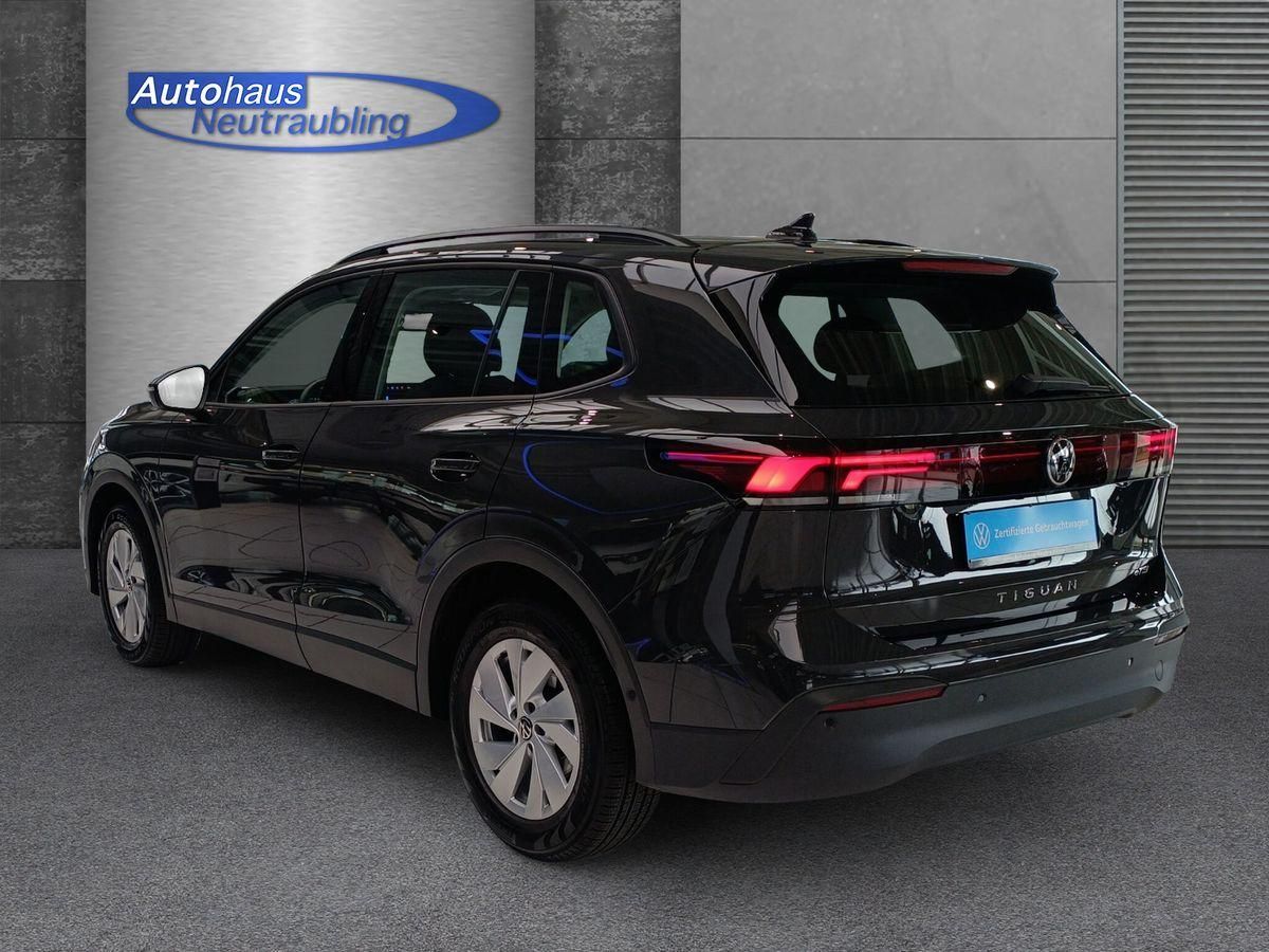 Volkswagen TIGUAN 1.5 eTSI 130 PS DSG NAVI AHK KLIMA REARV foto 4