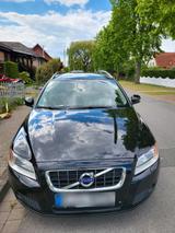 Volvo V70 Drive - Volvo V70: Drive