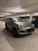Porsche Cayenne Turbo 86.000Km - Porsche Gebrauchtwagen in Karlsruhe