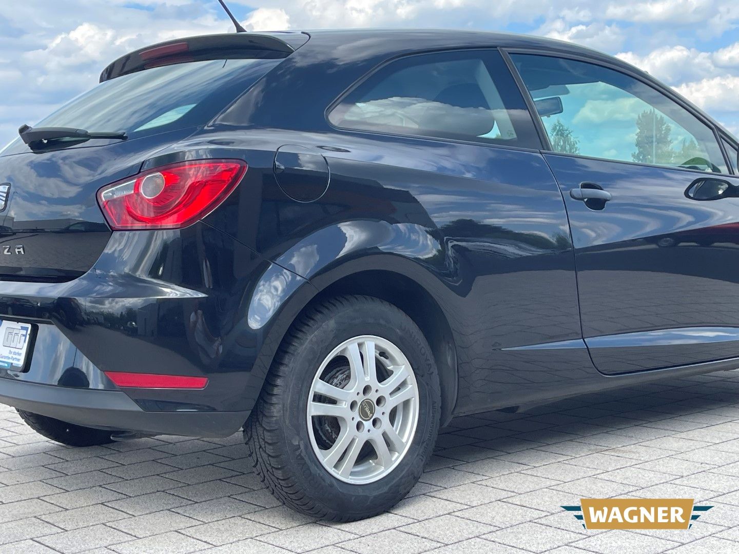 Fahrzeugabbildung SEAT Ibiza SC Reference Salsa 1.2 12V Klimaanlage