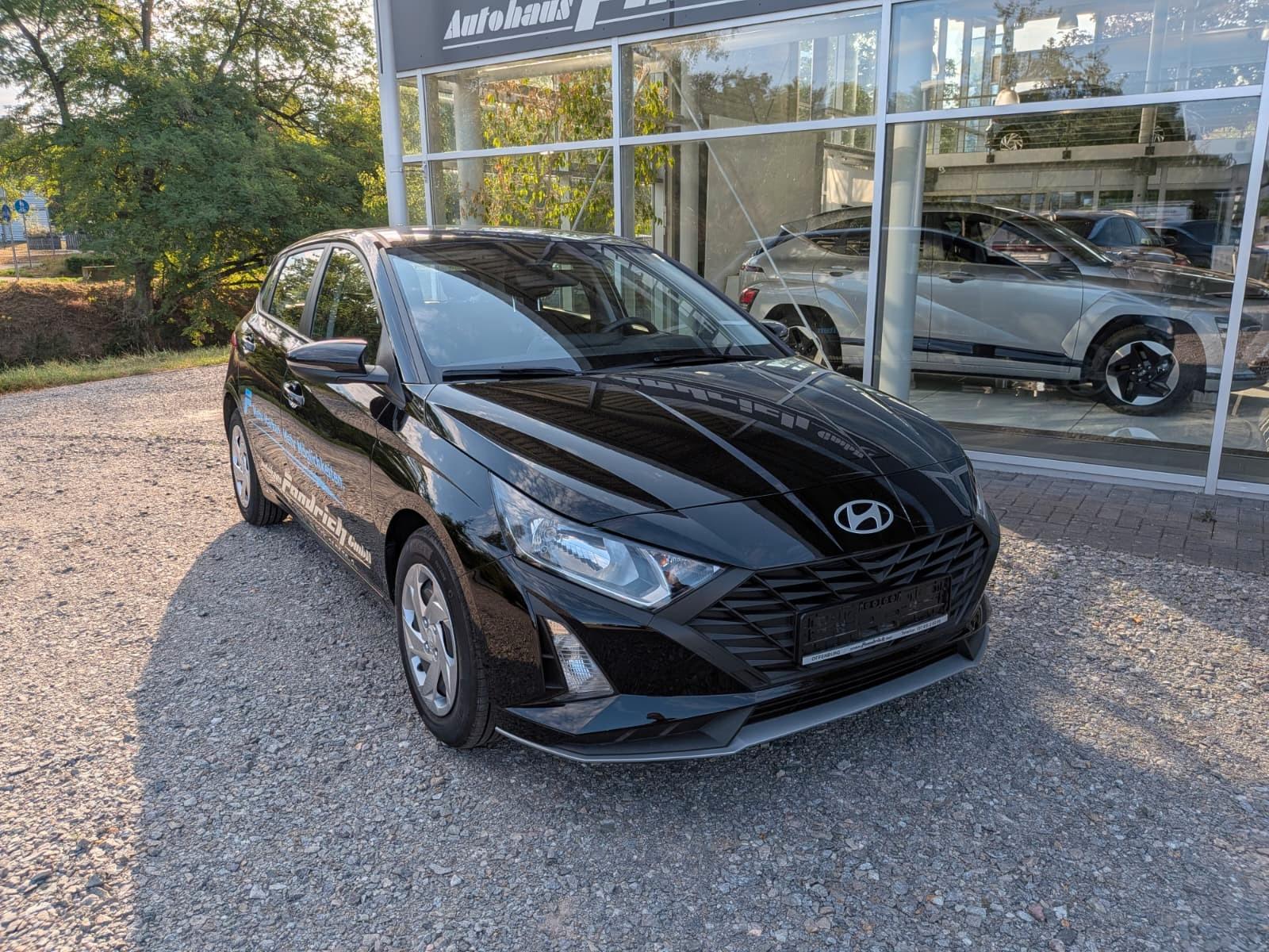 Hyundai i20 FL (MY25) 1.2 Benzin (79 PS) 5-MT 2WD Select