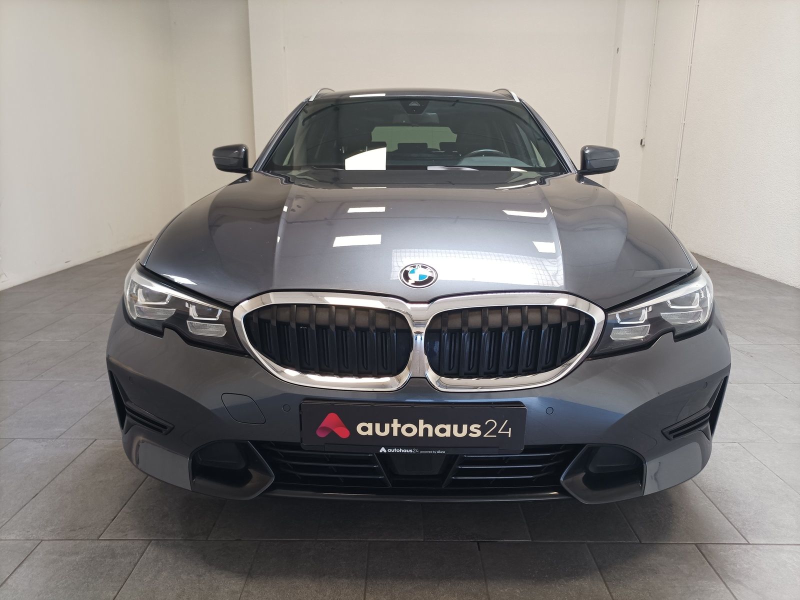BMW 3er - 320 d Sport Line|Navi|PDC|Sitzhzg. foto 2