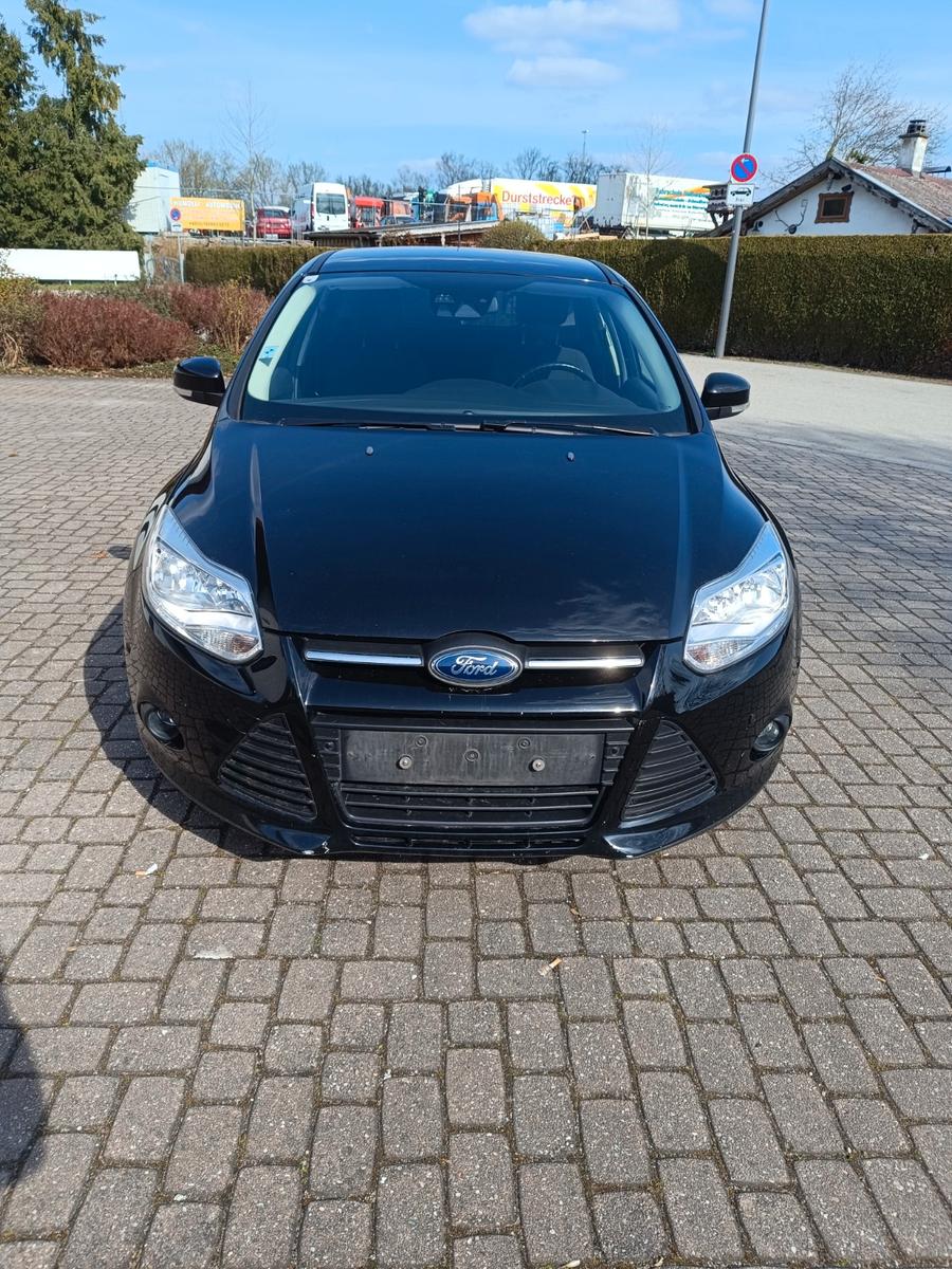 Ford Focus Lim. Champions Edition