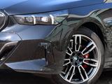 BMW 520d xDrive Drive the Summer M Sport AHK - BMW Gebrauchtwagen