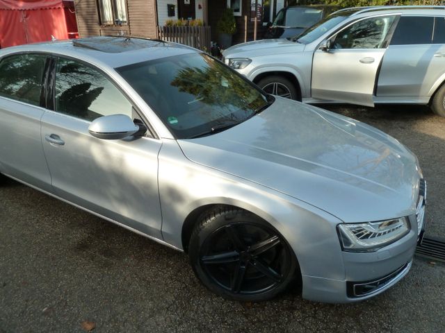 Audi A8 4.2 TDI clean diesel quattro