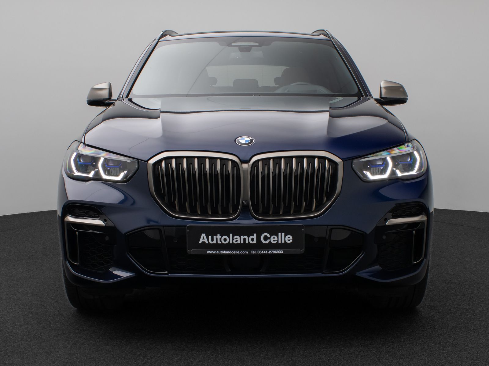 Fahrzeugabbildung BMW X5 M50i 360°Laser SkyLounge HUD B&W SoftCL AHK