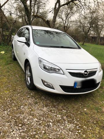 Opel Astra J Sports Tourer Eco Flex