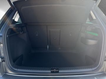Skoda Karoq 1.5 TSI DSG Tour *4XSHZ*LED*NAV* NAVI ALU