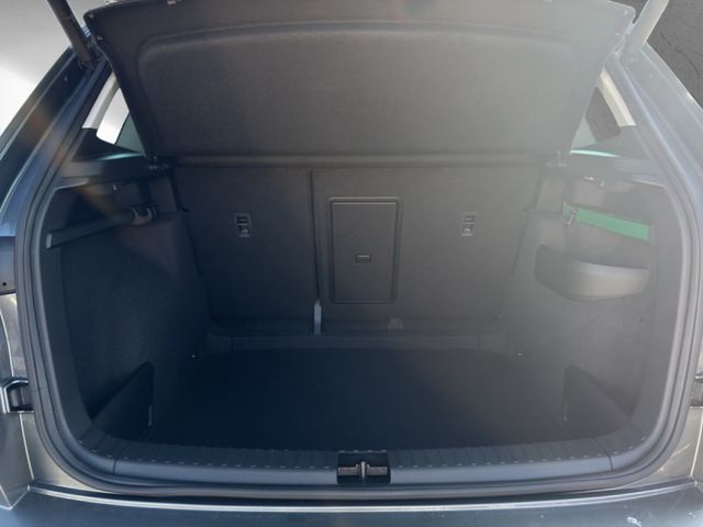 Skoda Karoq 1.5 TSI DSG Tour *4XSHZ*LED*NAV* NAVI ALU