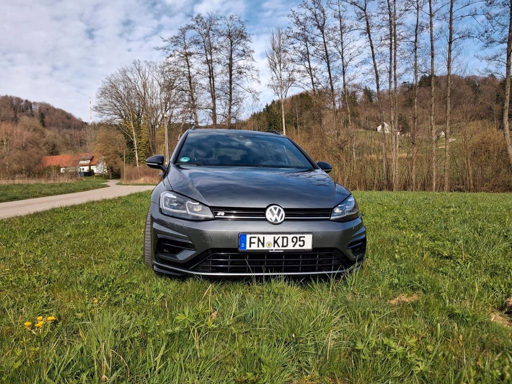 Image of Volkswagen Golf