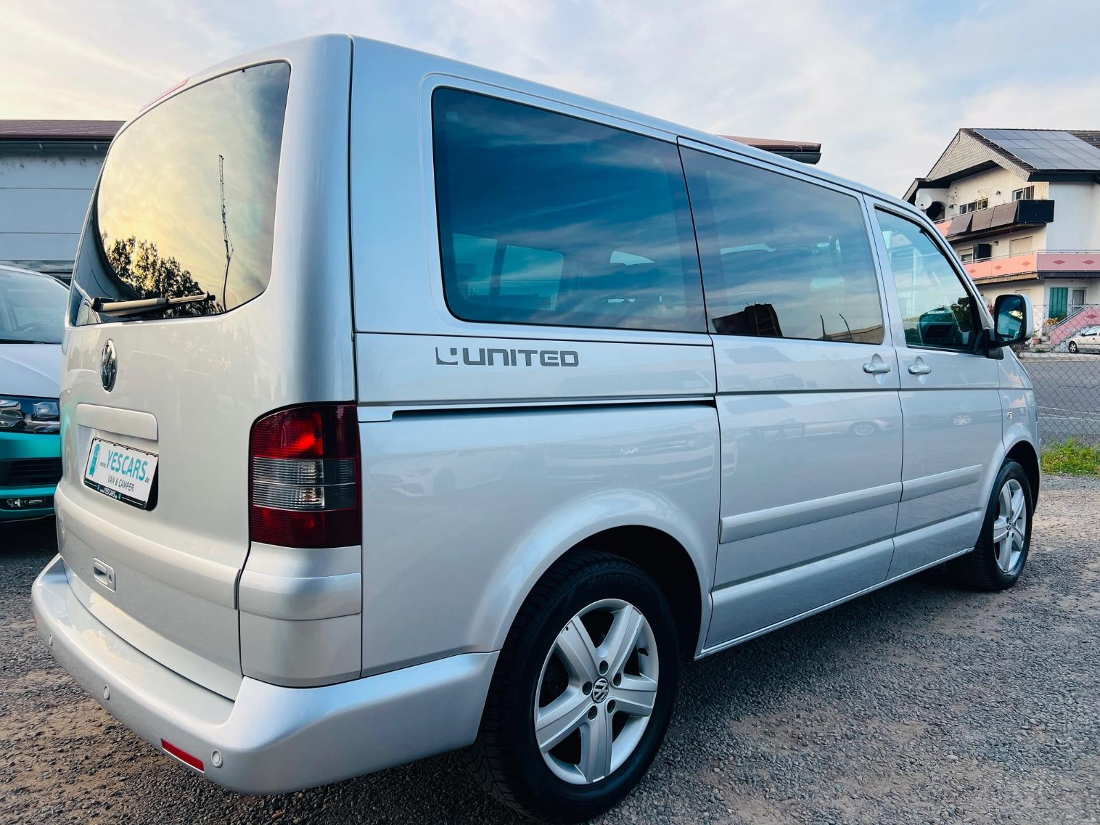 VOLKSWAGEN T5 MULTIVAN UNITED 2.5 TDI 174ch 4MOTION - 7 PLACES - 2 PORTES COULISSANTES ÉLECTRIQUES - ALCANTARA/CUIR - GPS - CHAUFFAGE AUXILIAIRE