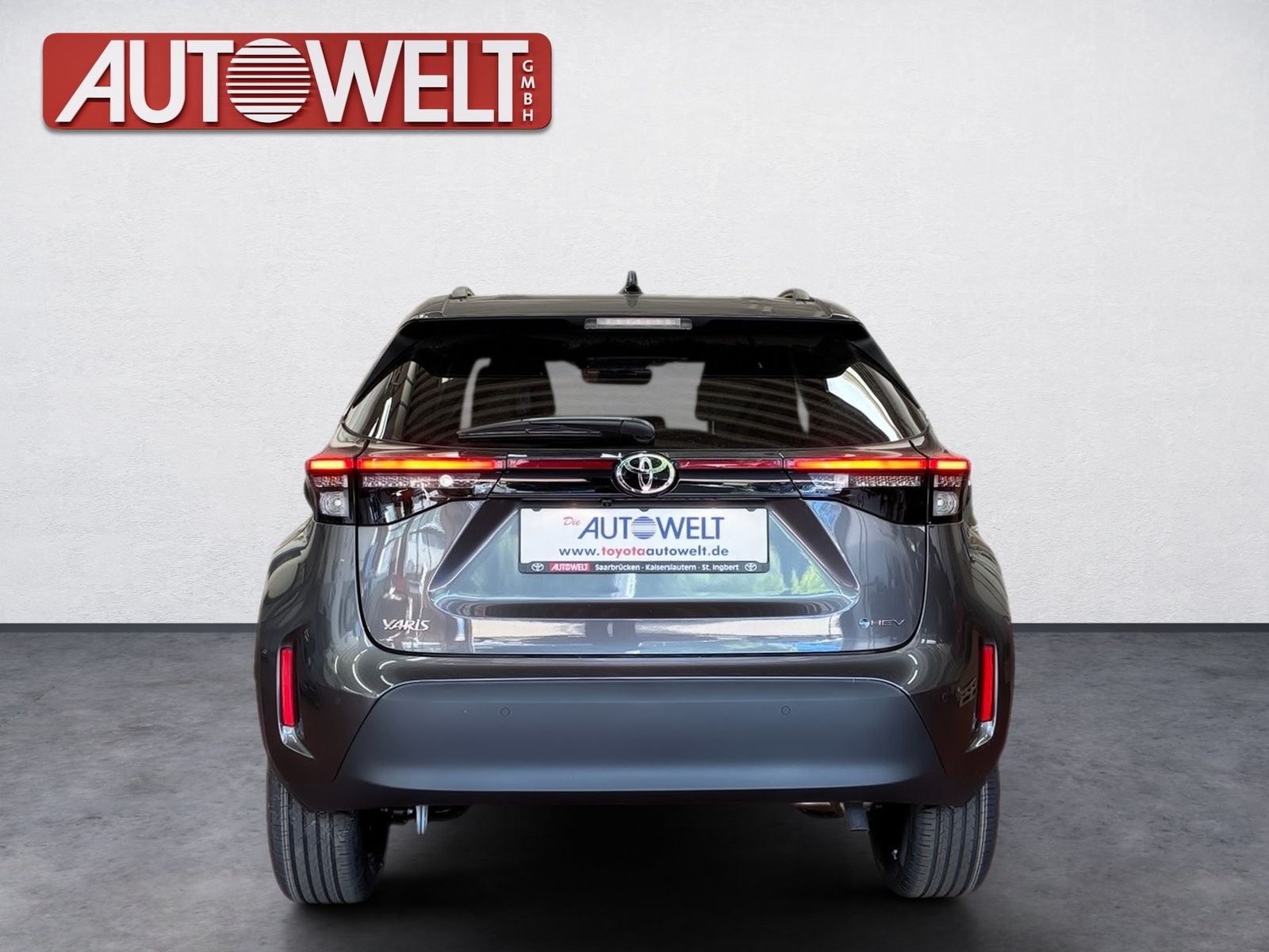 Fahrzeugabbildung Toyota Yaris Cross 1.5 Teamplayer +Wi-P.+Safety Paket