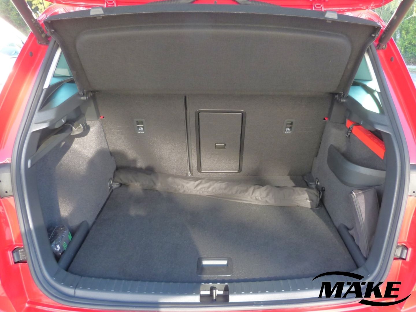 Karoq 2.0 TDI DSG, 4x4, LED, AHK, ACC, Standheiz