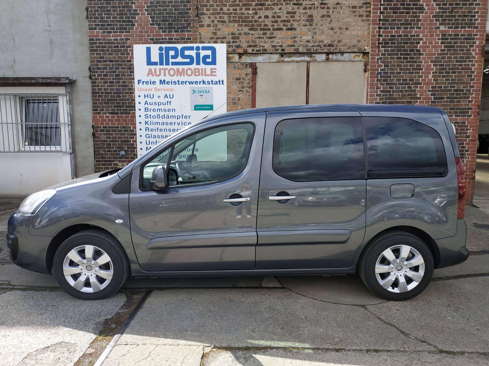 Berlingo 1.2 / TÜV NEU/ Tempomat/ Rückfahrkamera – Bild 6
