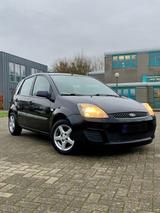 Ford Fiesta 1.3 Benzine 2006 - Ford Fiesta mit Benzin-Antrieb: Kombi