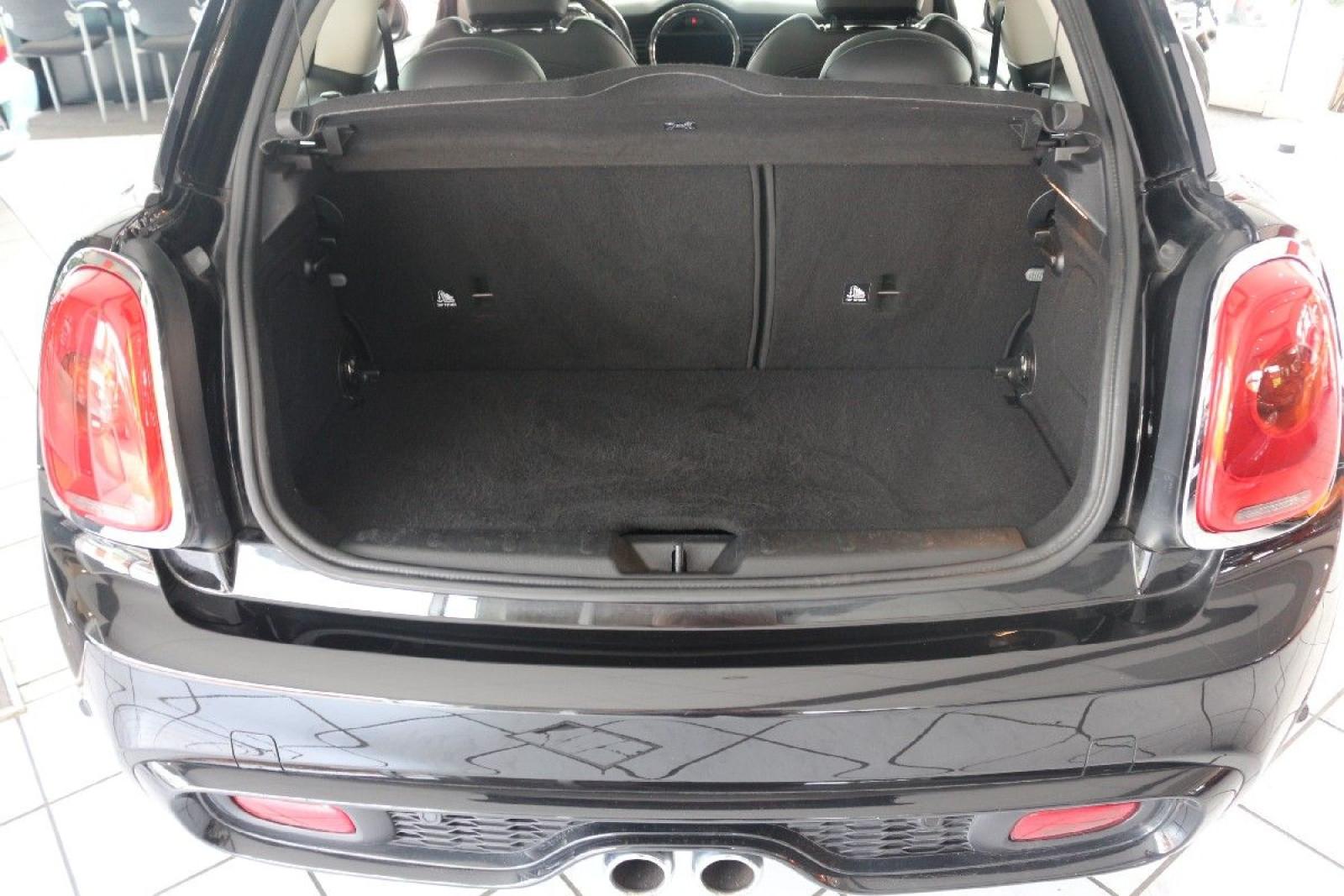 MINI COOPER_S - Panorama-NaviProf-Kamera-Leder-1.Hd