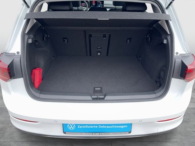 Golf VIII GOAL 1,5 l DSG eHybrid REAR VIEW AKH D