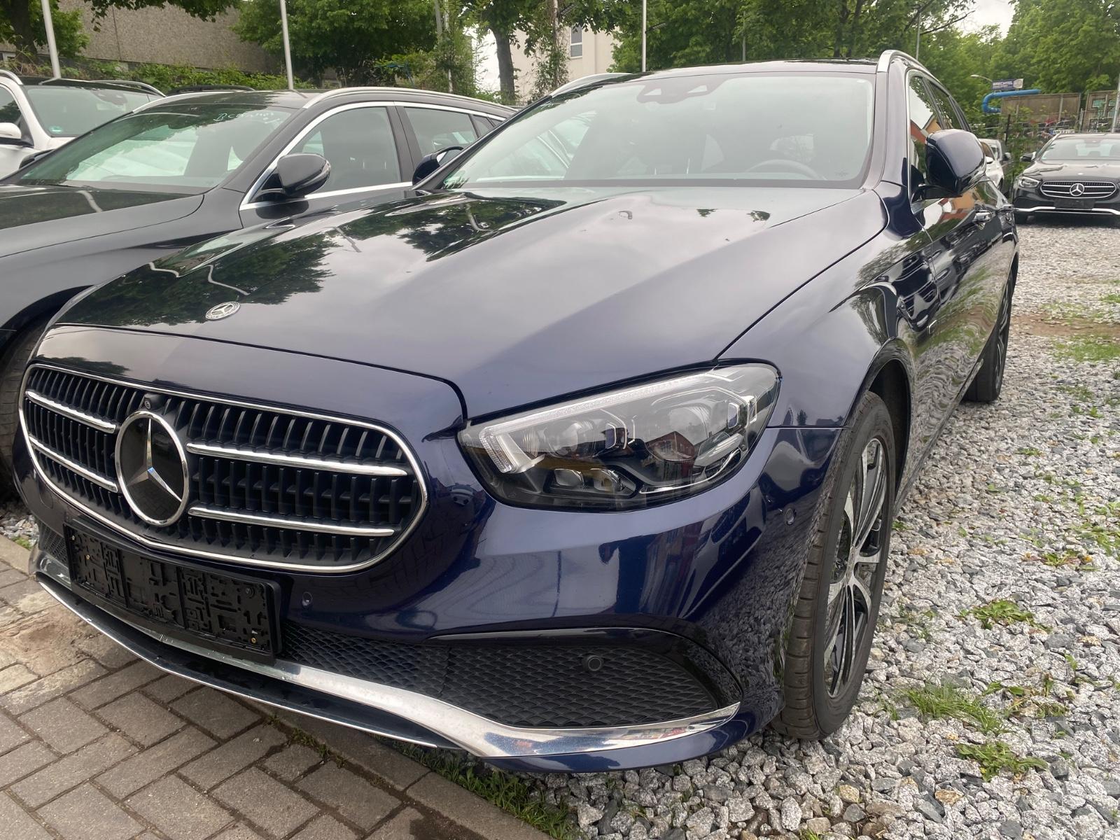 Mercedes-Benz E 300 de 4Matic / 360° Kamera / Burmester