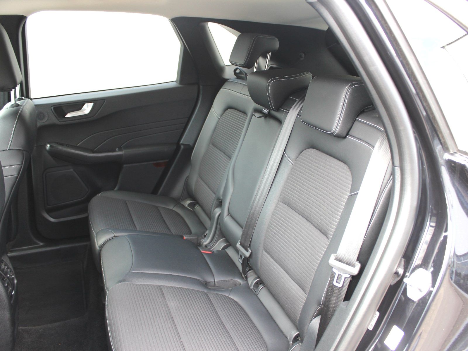 Fahrzeugabbildung Ford Kuga Plug-In Hybrid Titanium X 2,5 Duratec