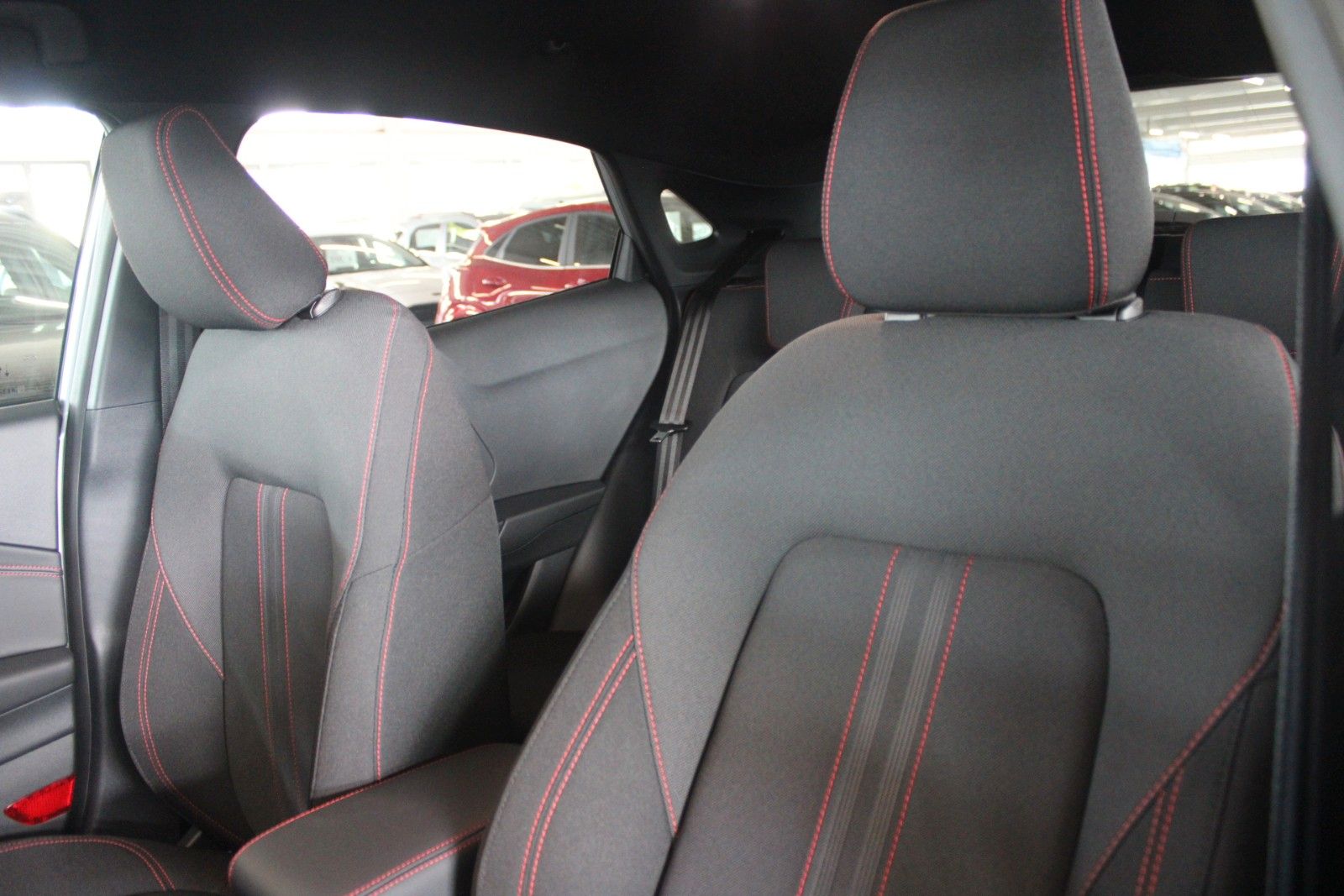 Fahrzeugabbildung Ford Puma 1,0 EcoBoost Hybrid ST-Line Automatik GJR
