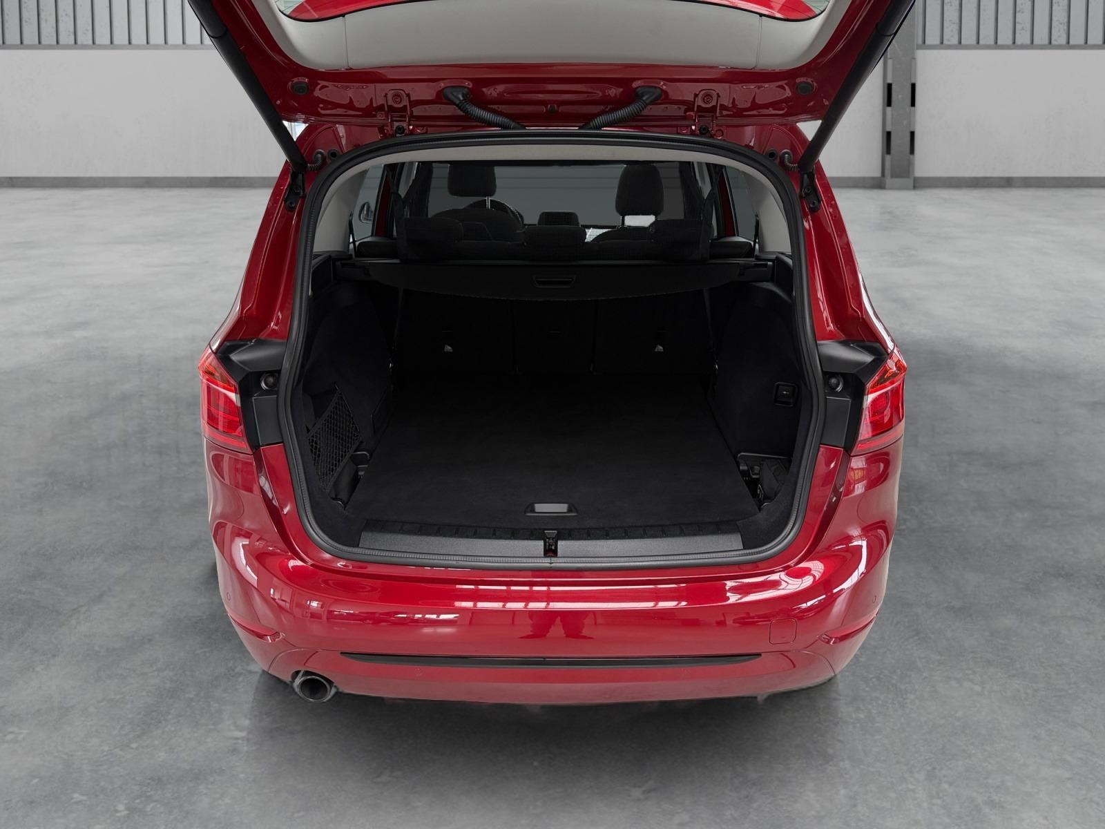 BMW 218 GRAN TOURER SPORT AUTOMAT+KLIMA+NAV+PANO+TÜV