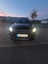 Audi Q7 3.0 TDI (DPF) quattro  - Audi Q7 aus 2010: TDI