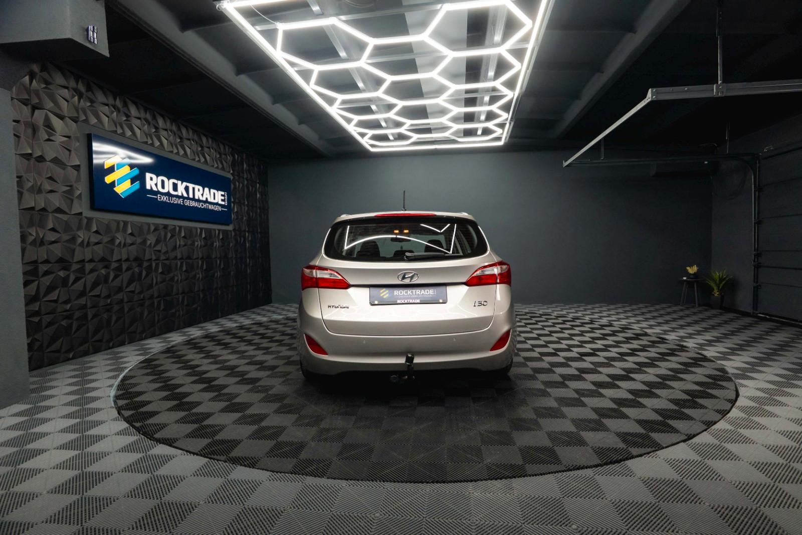 Hyundai i30 cw blue Trend | 1.Hand | LED | AHK | LHZ