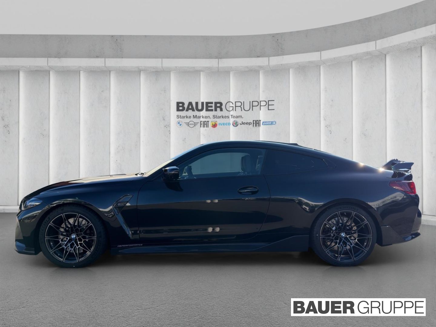 BMW M4 xDrive Competition Coupe *M-Performance* Carb imagem 3