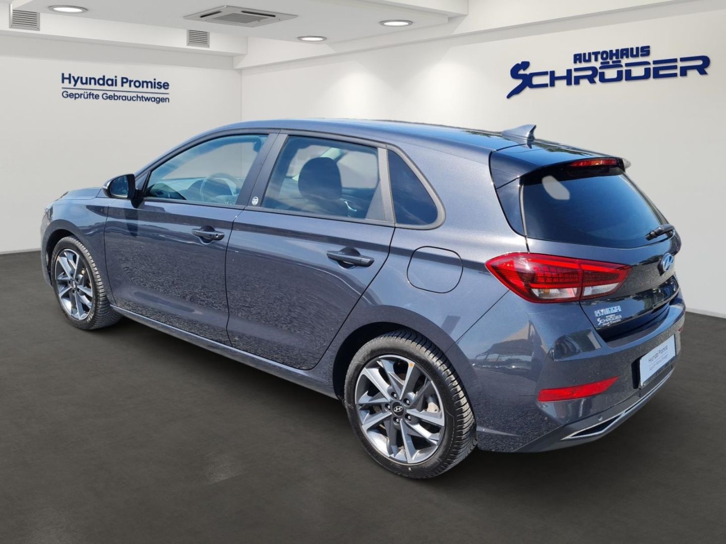 Fahrzeugabbildung Hyundai i30 FL Edition 30 PLUS Sitzheizung PDC Klima