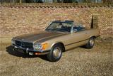 Mercedes-Benz SL 450 Livery in Icon Gold over Black MB-Tex, Ju - Mercedes-Benz SL aus dem Jahr 1973