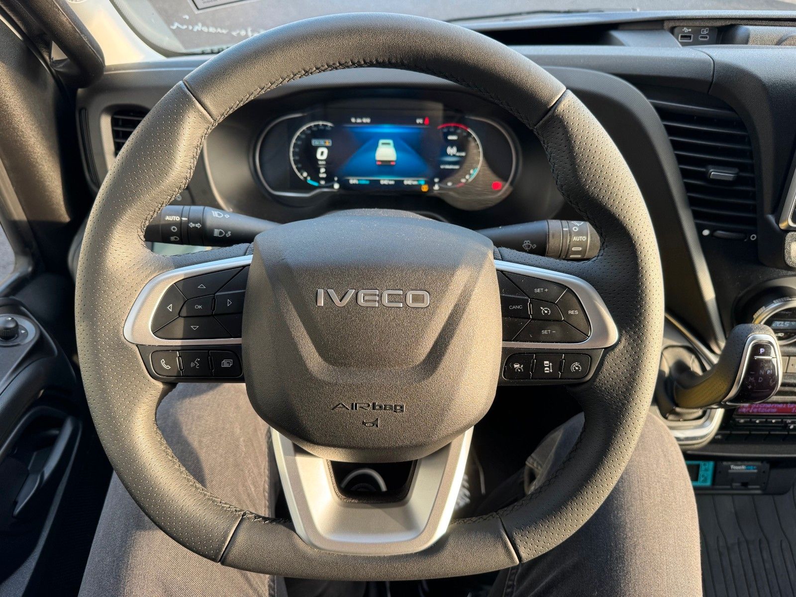 Fahrzeugabbildung Iveco Daily 70C18 HA8  *R.3750mm*Automatik*LBW*