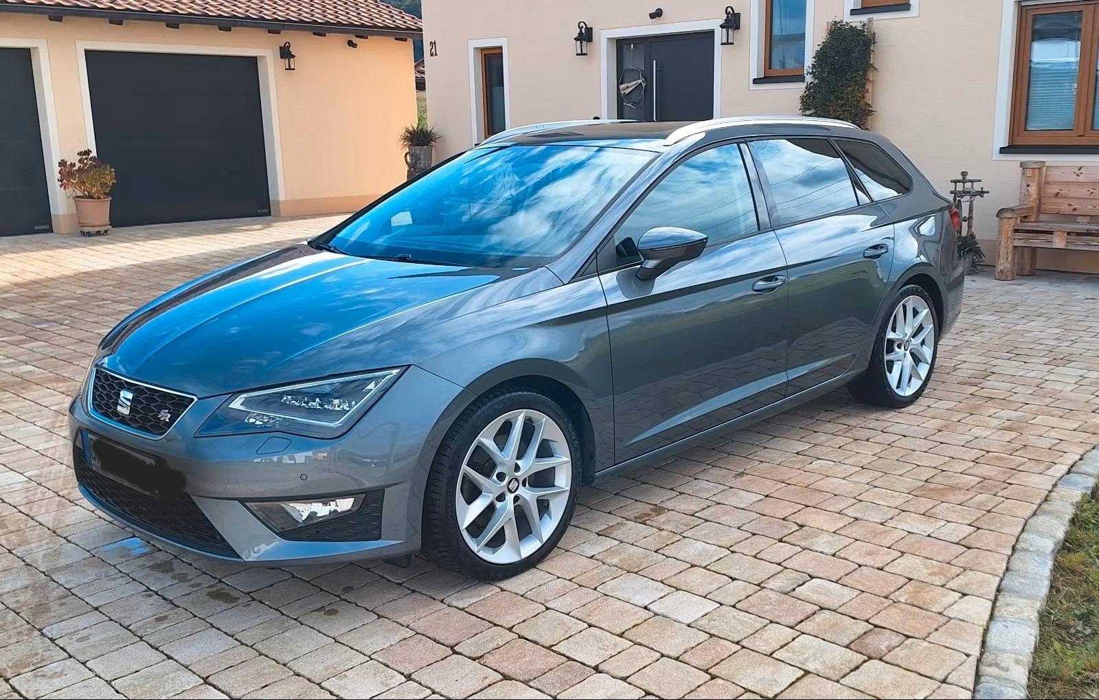 Seat Leon ST FR LEDER ALCANTARA 18" Performance